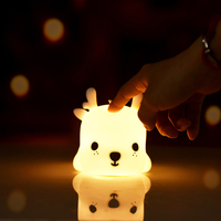 Lampe de nuit multicolore à changement de couleur pour enfants Cerf Toddler Baby Christmas Gifts Touch Portable LED Silicone Lamp for Nursery