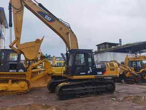 Excavatrice Caterpillar 330D d'occasion avec moteur C7.1, puissance de 225000 W, capacité de la benne de 1,8 m³, poids opérationnel de 30,8 tonnes pour travaux de démolition - Product Image 4