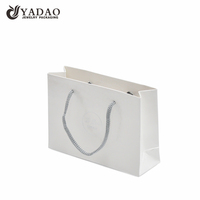Sac en papier Yadao, prix avantageux, sac en papier pour le shopping avec poignée en corde