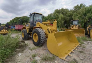 รถตักล้อยาง Caterpillar 950H มือสองจากญี่ปุ่น สภาพ 90% ของแท้ รับน้ำหนักได้สูง คุณภาพดี เหมาะสำหรับงานวิศวกรรมและงานดิน - Product Image 6