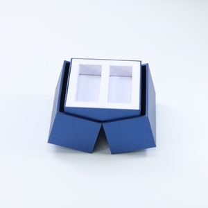 Caja de Perfume Magnética Rígida de Doble Puerta de Lujo con Laminación Brillante Ecológica para Regalos - Product Image 6