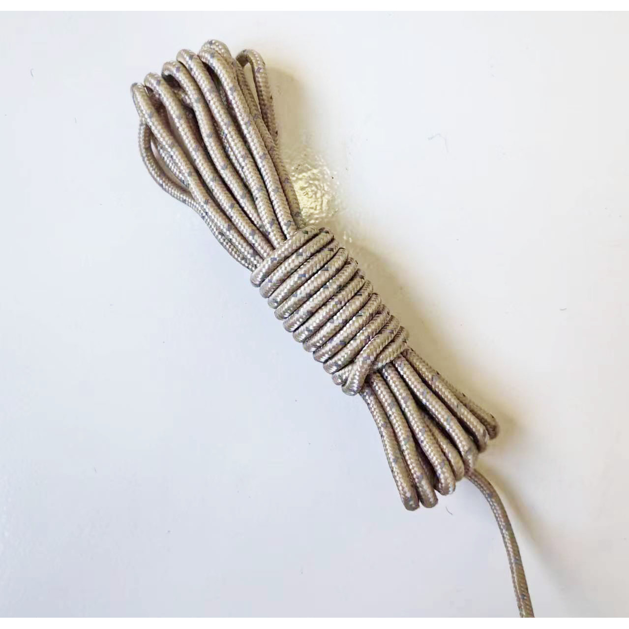 Corde réfléchissante de 4 mètres, kaki