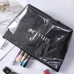 กระเป๋าเครื่องสำอางแบบพกพาเคลือบ TPU ลายปักตัวอักษรยิ้ม กันน้ำ สำหรับจัดเก็บเครื่องสำอางและอุปกรณ์ดูแลผิว - Product Image 4