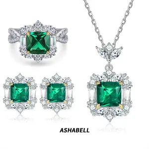 Set di gioielli colorati in argento sterling di alta qualità S925 anello in argento verde zirconia orecchini di lusso con collana smeraldo sensazione premium