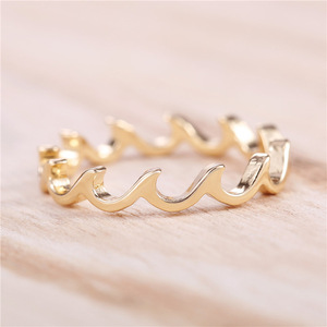F143 Fashion <b>Rings</b> Alloy <b>Rose</b> <b>Gold</b> Plated Unisex Gift Jewelry Plain Design Wavy Pattern <b>Ring</b> For Women <b>Men</b> - Product Image 4