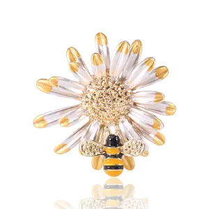 Fashion Brooch Pins Enamel Crystal Jewelry for Her Cartoon Women Flower Bee Brooch