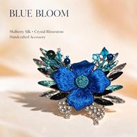 Broche Fleur Bleue en Soie de Mûrier, Strass en Cristal, Épingle de Revers Faite à la Main, Micro-Incrustation, Accessoire de Vêtement pour Femme