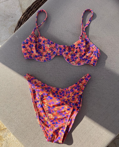 أزياء الأزهار ملابس السباحة النساء مثير مثلث منخفضة الارتفاع ثونغ الوردي بيكيني مجموعة شعار مخصص عالية الجودة ثوب السباحة - Product Image 4