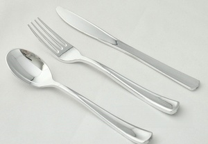 Ensemble de couverts réutilisables en plastique PS argenté classique avec logo personnalisé pour les fêtes et les mariages - Product Image 6