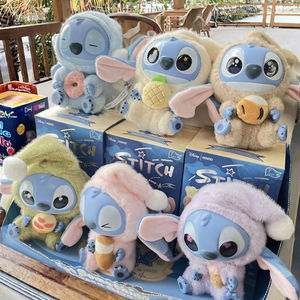 Nuevo <span class=keywords><strong>Lilo</strong></span> & <span class=keywords><strong>Stitch</strong></span> Blind Box Muñeco de peluche Pijamas lindos Juguete para niños con Eat Something Sleep Quote Regalo perfecto Colgante para Pijamas - Product Image 3