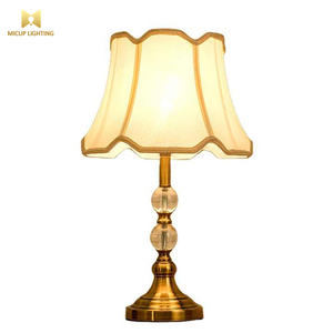 Cristallo europeo di lusso moderno oro + tonalità bianca LED telecomando camera da letto lampada da comodino semplice creativo Hotel decorativo - Product Image 5