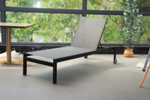 Chaise longue réglable <span class=keywords><strong>de</strong></span> luxe <span class=keywords><strong>en</strong></span> <span class=keywords><strong>aluminium</strong></span> pour hôtel avec roues lit <span class=keywords><strong>de</strong></span> soleil pour piscine extérieure chaises longues pour patio - Product Image 2