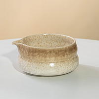 En stock Bol à matcha en céramique japonaise avec bec verseur Outil à matcha Bol à matcha confortable à tenir et ensemble de support pour fouet avec boîte cadeau