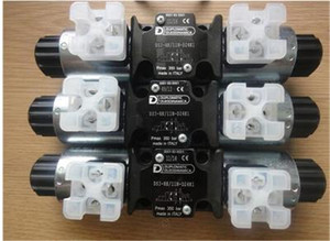 Válvula Solenoide Hidráulica de Control Direccional Duplomatic DS5-S1/14N-D24/K1 DS5-S4/14N-D24/K1 DS5-TA/14N-D24/K1 con 1 Año de Garantía - Product Image 1