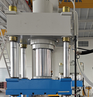 Presse hydraulique à quatre colonnes et trois poutres de haute qualité personnalisable, 200-600 tonnes, avec pompe à engrenages, moteur PLC, 380V/220V, garantie 1 an