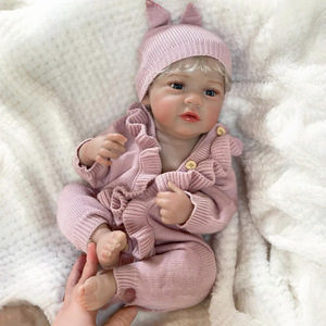 OtardDolls Poupée Reborn en vinyle de 45 cm avec cheveux blonds et tenue en tricot rose pour collectionneurs et cadeaux - Product Image 1