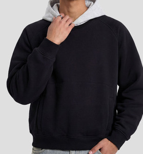 Felpa Girocollo Bicolore Stratificata con Cappuccio a Contrasto Albicocca, in Cotone Pesante, con Maniche Raglan e Tasca a Canguro, Stile Streetwear - Product Image 5