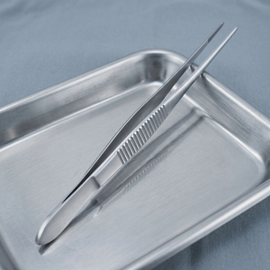 Pinzas Graefe completamente curvadas y dentadas para cirugía general, instrumento quirúrgico manual con certificación CE Clase I - Product Image 3