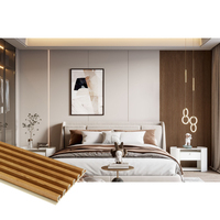 Panneaux muraux WPC ultra-brillants, revêtement mural intérieur moderne en PVC, panneau mural cannelé, vente en gros