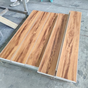 Plancher en vinyle SPC 100% vierge, résistant au feu, à clipser, imitation bois, pour salle <span class=keywords><strong>de</strong></span> bain, cuisine, zone humide, décoration, OEM - Product Image 1