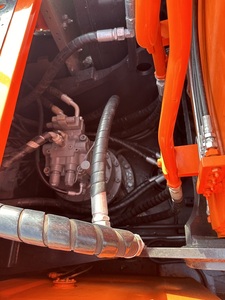 Used Hitachi ZX240 24Ton Excavator Good Condition Japan Crawler Hydraulic <b>Pump</b> Engine Gear Motor Bearing 1.3m Bucket 127Kw Power - Product Image 3