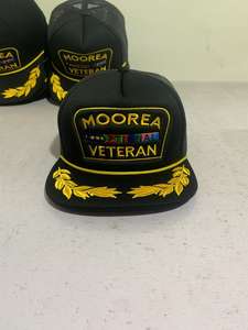 Gorras de camionero promocionales con estampado de logotipo bordado Material frontal poliéster con esponja, gorra de camionero Snapback de malla trasera - Product Image 4