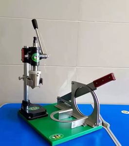 Outil manuel en acier inoxydable de qualité alimentaire pour peler et ouvrir les noix de coco, portable, pour les vendeurs de rue et les marchés nocturnes - Product Image 2