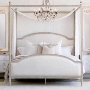 Massief Houten Slaapkamermeubilair In Franse Landelijke Stijl Eigentijds Design Hemelbed In Wit Linnen Verweerde Witte Afwerking - Product Image 3