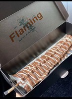 Boîte à biscuits, gaufres et chocolat avec compartiments, impression de logo personnalisée, papier noir de qualité alimentaire