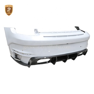 ชุดแต่งรอบคันรุ่น <span class=keywords><strong>Rt900</strong></span> B Style สำหรับ Porsche 911 992 Carrera ประกอบด้วยกันชนหน้า สเกิร์ตข้าง สปอยเลอร์ วัสดุคาร์บอนแห้ง - Product Image 6