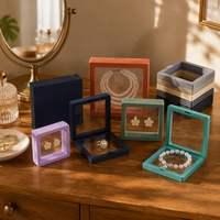Boîte de présentation de bijoux en carton avec film PE personnalisé, étui flottant transparent pour bagues, boucles d'oreilles, colliers, bracelets