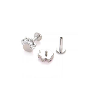 Orecchini a perno a forma di zampa di gatto in lega di titanio G23 con zirconi 5A, stile punk, unisex, per piercing all'orecchio e al labbro - Offerta imperdibile - Product Image 3
