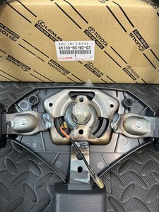 Accesorios interiores del vehículo Marca japonesa Land Cruiser Serie 70 Volante - Product Image 3