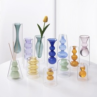 Mini vase en verre coloré à double couche bouteille d'aromathérapie d'art en verre transparent moderne sans feu pour restaurant hydroponique