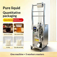 Machine automatique de fabrication de bâtonnets de glace de 200 ml contrôlée par PLC, en acier inoxydable 304, pour le remplissage électrique de jus de fruits liquides