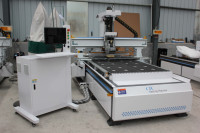 Máquina CNC Router para Trabajar Madera M-shine Supply 1325 ATC con Motor de Husillo de 9.0KW y Engranaje para Fabricación de Puertas, Muebles de Cocina y Gabinetes
