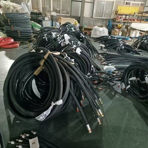 Tuyau en caoutchouc haute pression Wojiang DN6 1-70 bars pour charbon, pétrole, ingénierie et machines de construction - Product Image 2