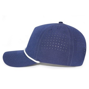 Casquette de baseball haut de gamme personnalisée à 5 panneaux avec logo brodé en caoutchouc, imperméable, découpée au laser et perforée - Product Image 2