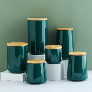 Precio barato de fábrica SWT Tarro personalizado Color verde con tapa de bambú Juego de almacenamiento de alimentos Recipiente Tarro de cocina de cerámica - Product Image 1