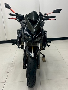 Bennali Huanglong <span class=keywords><strong>600</strong></span> - Moto sportive à essence d'occasion à deux roues. Finition de peinture d'origine. Garantie de qualité. - Product Image 6