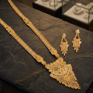 Venta al por mayor de joyería llena de oro de 14K 18K 24K, collares largos de microformación, joyería india de diseño floral chapado en oro de latón. - Product Image 1