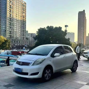 Toyota <span class=keywords><strong>Yaris</strong></span> 1.6E Glamour Edition Automatica del <span class=keywords><strong>2011</strong></span>. Auto Usata, Disponibile, Pronta per Consegna Immediata - Product Image 1