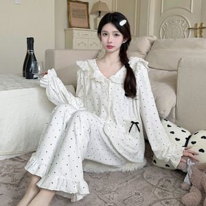 2025 automne hiver Collection élégant île polaire pyjamas pour femmes luxe velours maison vêtements ensemble doux lisse impression lumière - Product Image 1