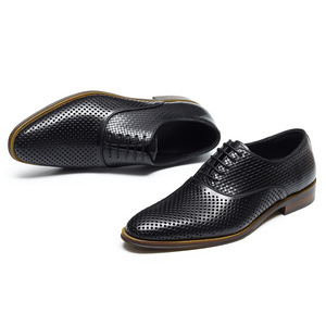 Men's leather shoes - British formal business style. Genuine leather, breathable men's pointed-<b>toe</b> Oxford shoes. - Product Image 3
