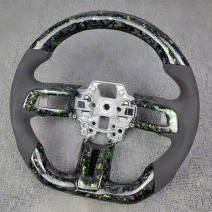 Volante Personalizado para Ford <span class=keywords><strong>Mustang</strong></span> 2015-2023 GT Shelby, Volante Deportivo de Fibra de Carbono Forjada, Gran Venta - Product Image 1