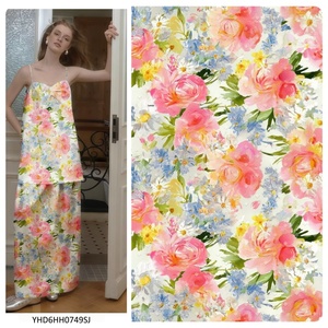 Tessuto in Raso di Cotone Elasticizzato Stampato Floreale Personalizzato 135gsm, <span class=keywords><strong>Materiale</strong></span> Morbido e Drappeggiante per Gonne e Camicette da Donna - Product Image 4