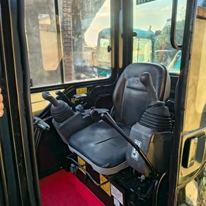 Mini-excavatrice Cat303.5e de haute qualité, 3,5 tonnes, conforme à la norme EPA, livraison rapide avec un excellent moteur, boîte de vitesses, pompe, composants principaux du PLC - Product Image 6