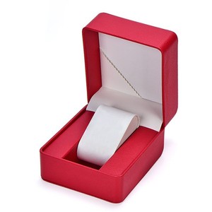 <span class=keywords><strong>Boîte</strong></span> <span class=keywords><strong>de</strong></span> <span class=keywords><strong>montre</strong></span> en cuir PU noir <span class=keywords><strong>haut</strong></span> <span class=keywords><strong>de</strong></span> <span class=keywords><strong>gamme</strong></span> stockage <span class=keywords><strong>de</strong></span> bijoux <span class=keywords><strong>de</strong></span> mode et Bracelet étui-cadeau pour emballage <span class=keywords><strong>de</strong></span> <span class=keywords><strong>montre</strong></span> en gros - Product Image 6