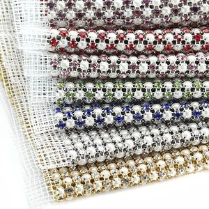 Tessuto a Rete con Strass Scintillanti - Decorazioni Adesive in Cristallo Personalizzabili, Nastri con Charm a Fiore per Scarpe - Product Image 1