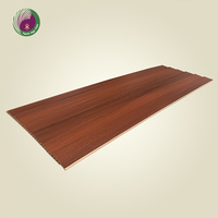 Panneaux de plafond en PVC imperméables pour décoration intérieure, taille personnalisée, insonorisés, panneaux de plafond en plastique PVC